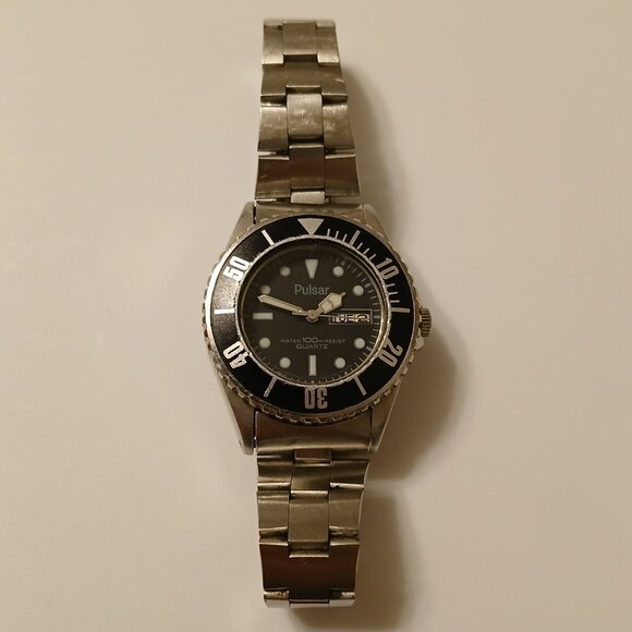 Vtg Pulsar Men's Black Dial Silver Tone Quartz Bracelet Watch WR 100M Y643-027A - Picture 1 of 14